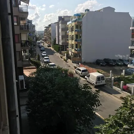 Апартамент Familienapartment Am In Приморско